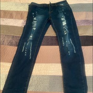Soluo generic large ripped skinny jeans